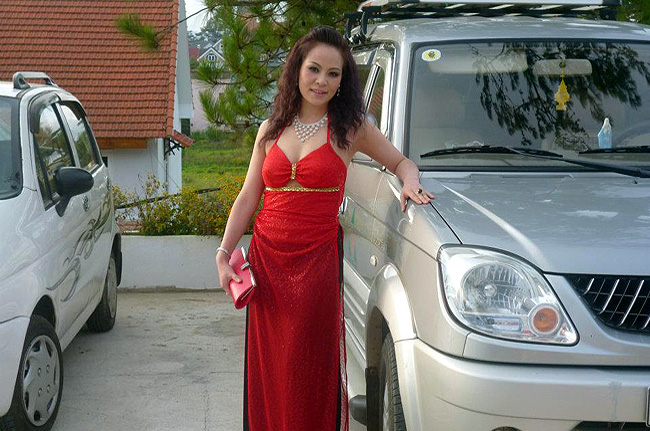 I am Miss Thuy Anh Nguyen and looking for a man!
